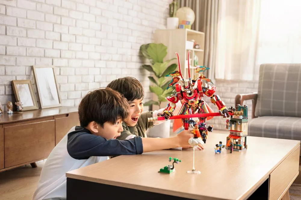 Optimized Title: Monkie Kid Monkey King Warrior Mech LEGO Set