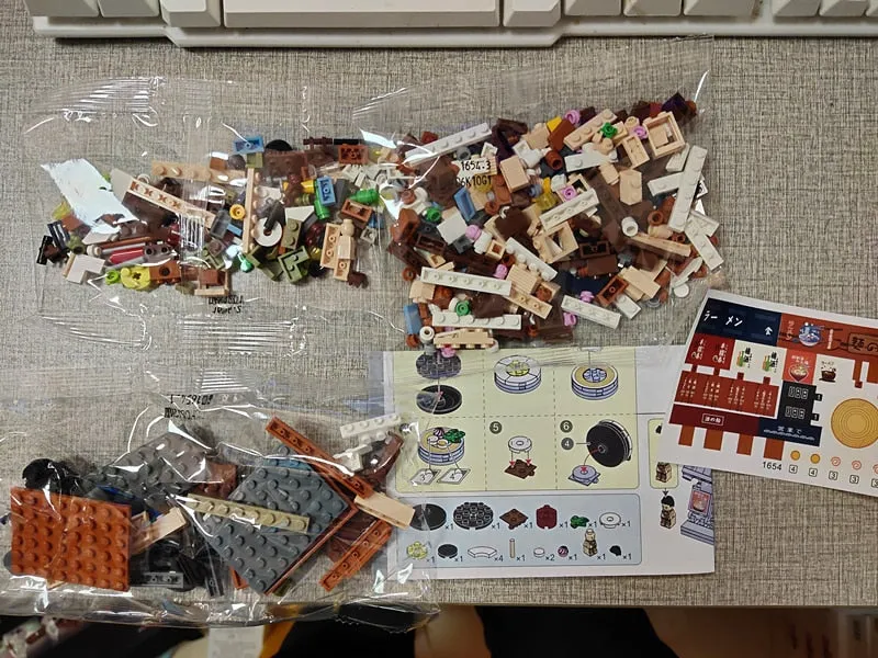 LOZ MINI Blocks japan STREET views HOT SPRING/RAMEN/KIMONNO/MATCHA creative assembly Relaxing toys Brinqueos funny